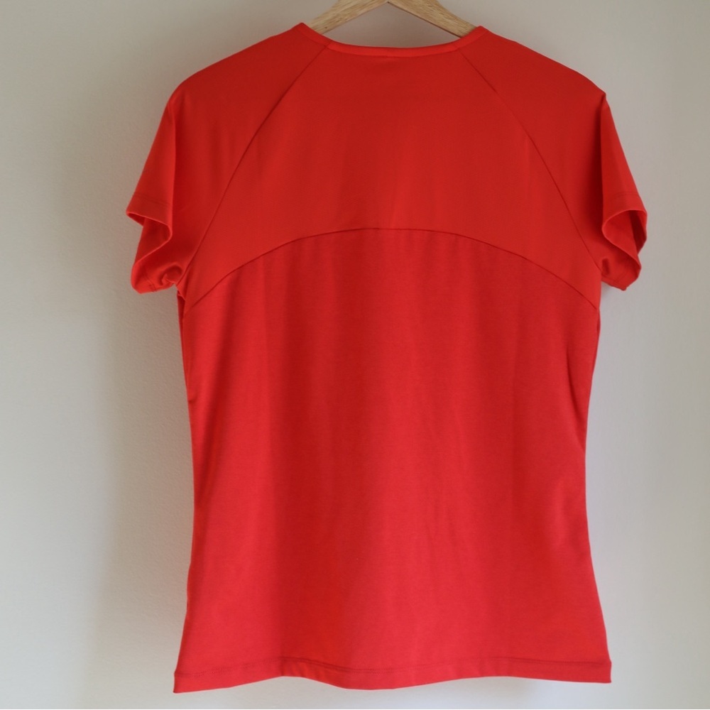 Nike Women's Vivid‎ Red Short Sleeve Top - Picture 4 of 5